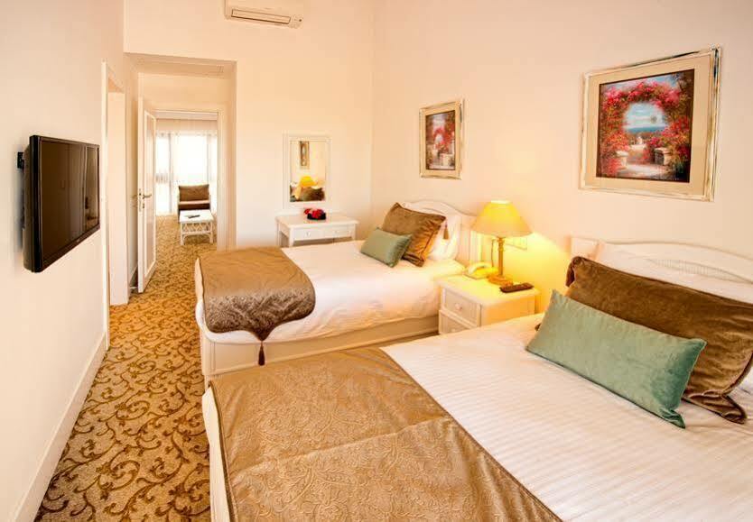 The Olive Tree Hotel Agios Epiktitos Bagian luar foto